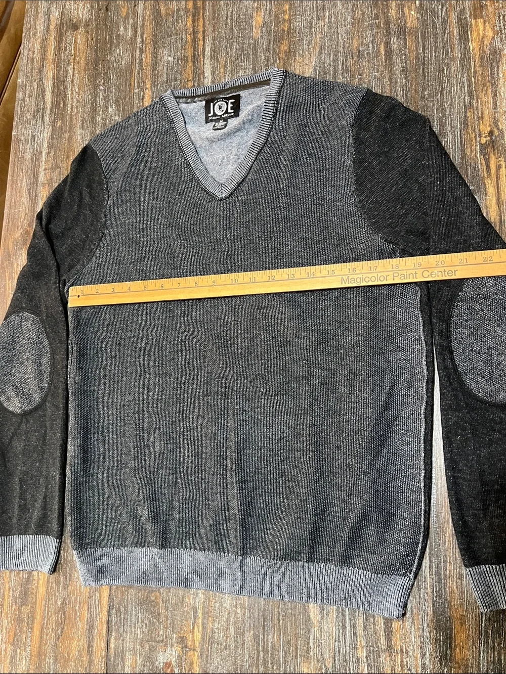 Joseph Abboud Two-Tone Gray V-Neck Sweater with Elbow Patches